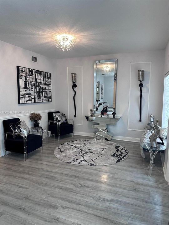 出租: $3,850 (3 贝兹, 2 浴室, 2104 平方英尺)