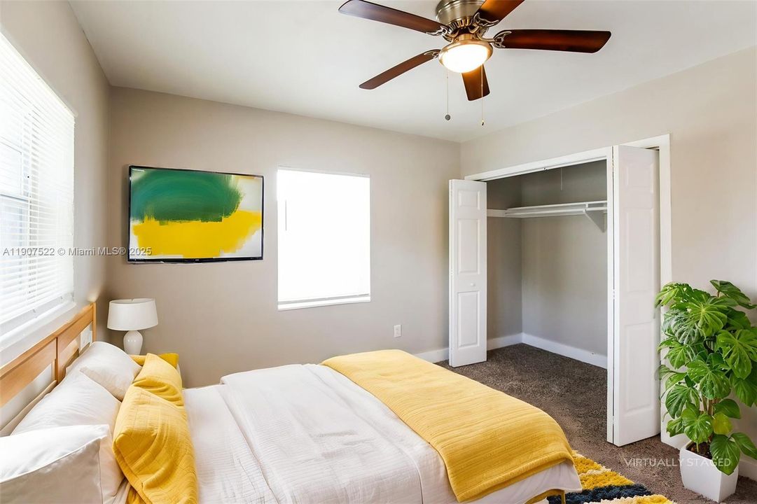 Recently Rented: $2,565 (3 beds, 2 baths, 2160 Square Feet)