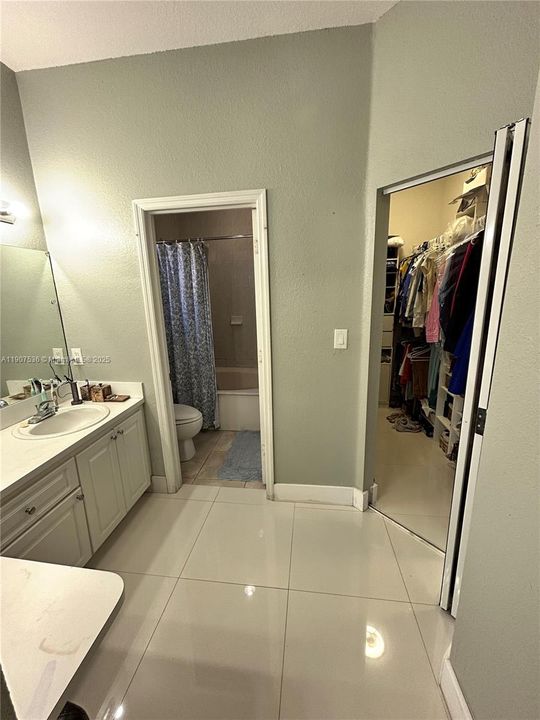 待售: $739,700 (4 贝兹, 2 浴室, 1932 平方英尺)