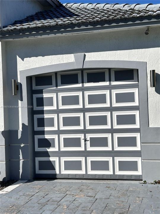 待售: $739,700 (4 贝兹, 2 浴室, 1932 平方英尺)