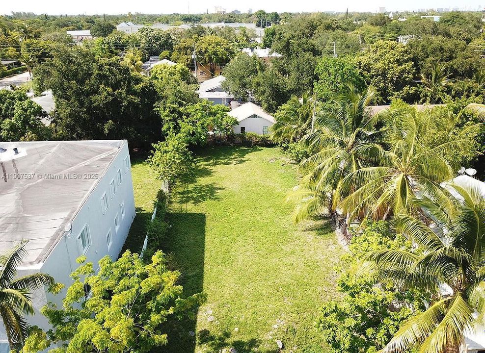 For Sale: $578,000 (0.14 acres)