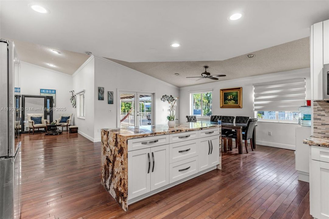 Active With Contract: $1,185,000 (4 beds, 4 baths, 2593 Square Feet)