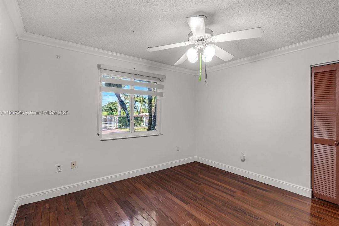 Active With Contract: $1,185,000 (4 beds, 4 baths, 2593 Square Feet)