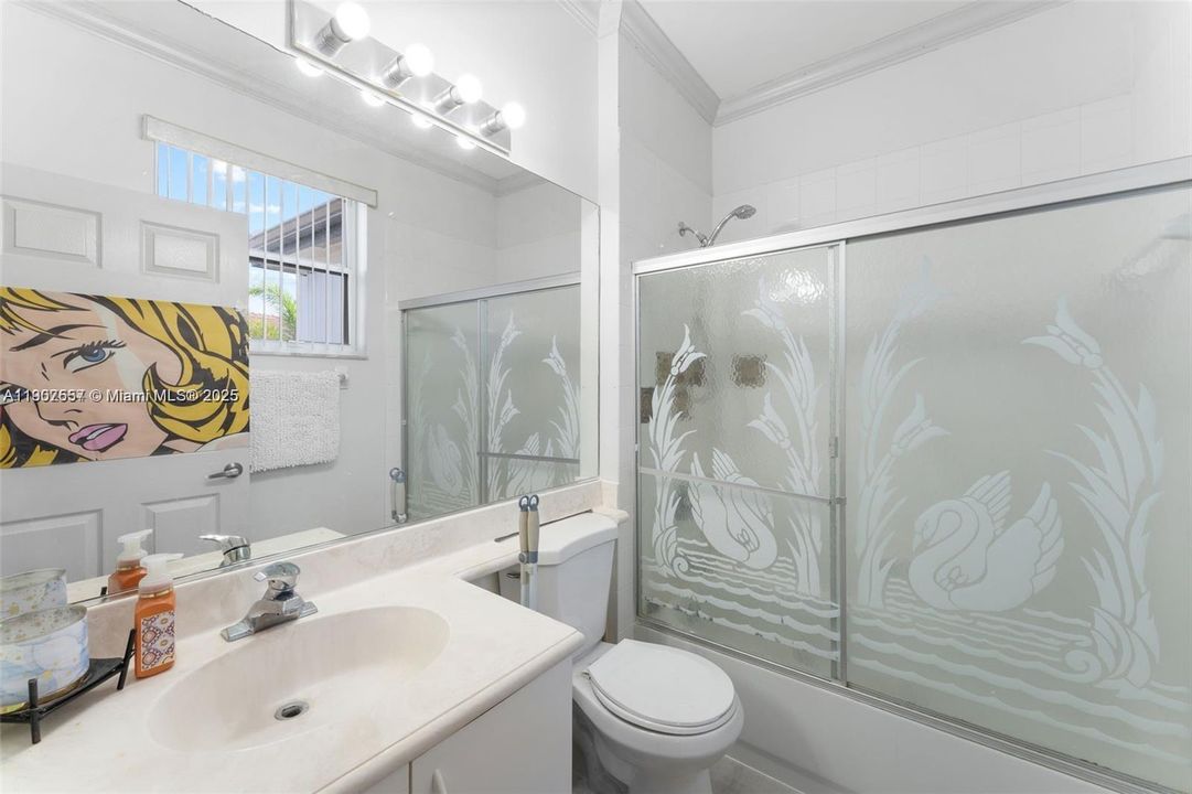 待售: $1,070,000 (6 贝兹, 4 浴室, 4432 平方英尺)