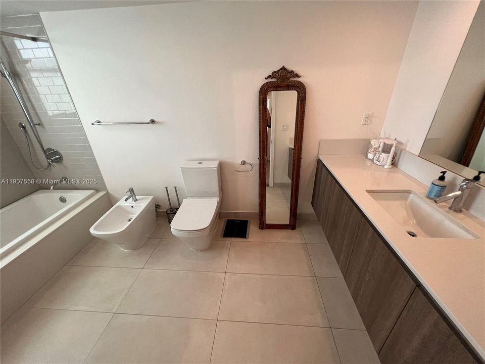 En Renta: $4,500 (2 camas, 2 baños, 1215 Pies cuadrados)