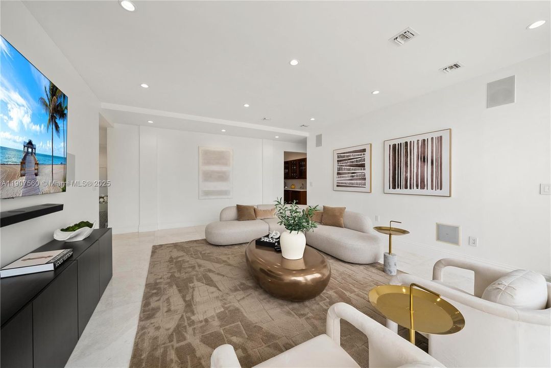 For Sale: $3,999,999 (5 beds, 5 baths, 5430 Square Feet)