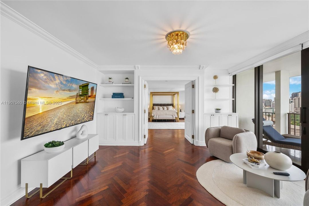 For Sale: $3,999,999 (5 beds, 5 baths, 5430 Square Feet)