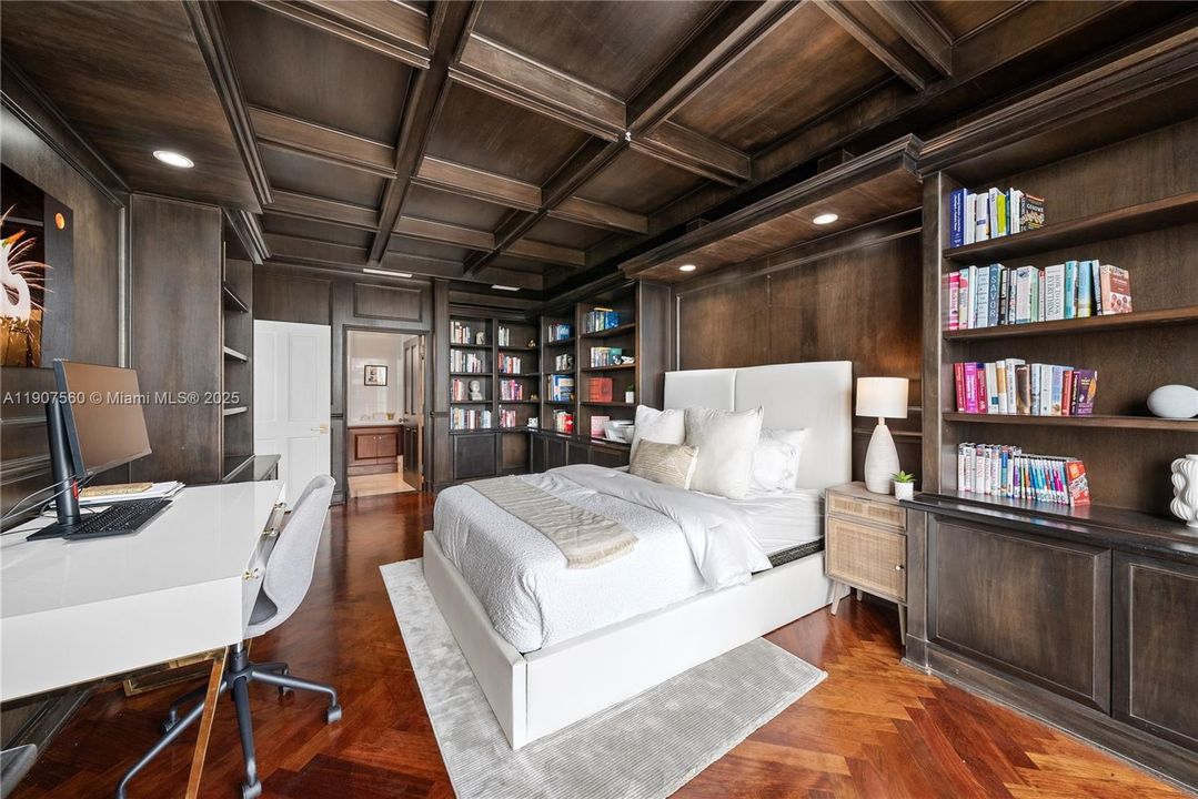 For Sale: $3,999,999 (5 beds, 5 baths, 5430 Square Feet)