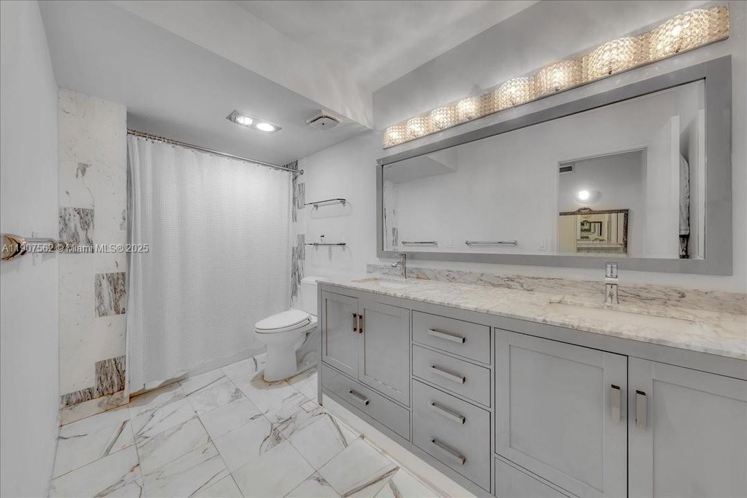 Active With Contract: $2,495,000 (2 beds, 2 baths, 1983 Square Feet)