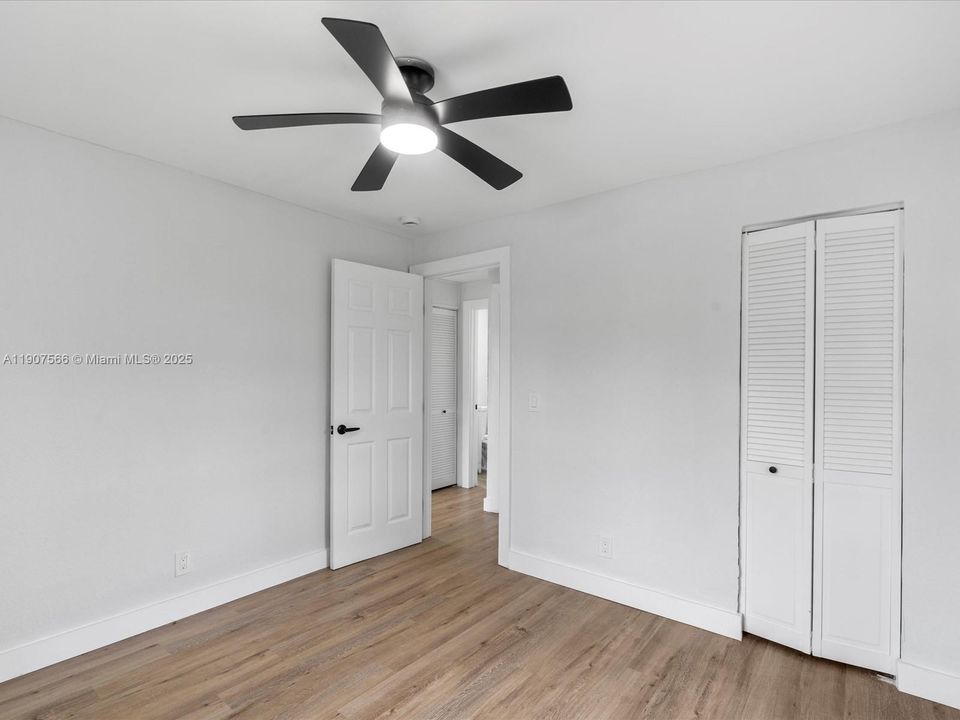 Active With Contract: $279,000 (2 beds, 1 baths, 0 Square Feet)