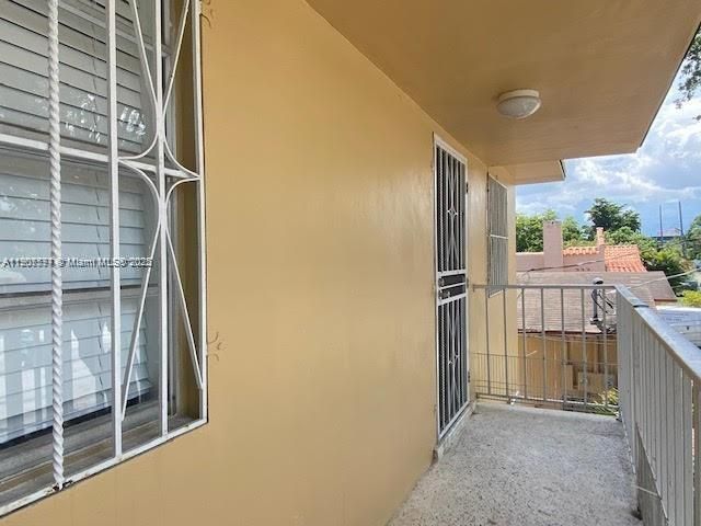 В аренду: $3,000 (3 спален, 2 ванн, 3300 Квадратных фут)