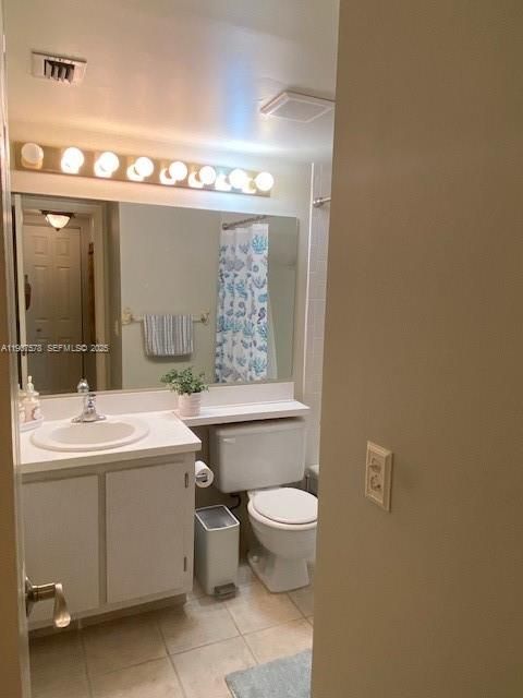 For Sale: $160,000 (2 beds, 2 baths, 922 Square Feet)