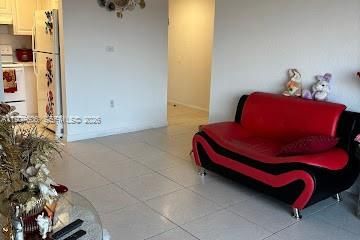 En Venta: $249,900 (2 camas, 2 baños, 1070 Pies cuadrados)