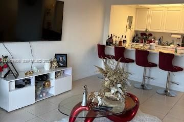 En Venta: $249,900 (2 camas, 2 baños, 1070 Pies cuadrados)