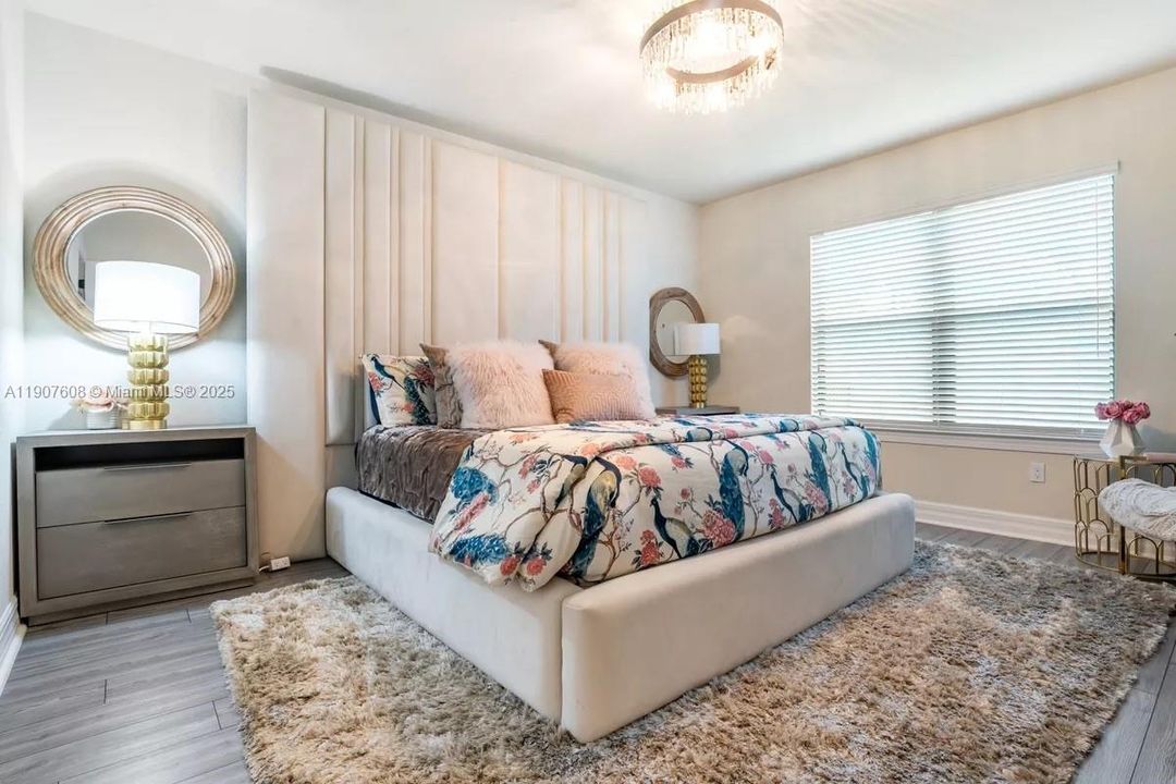 For Rent: $4,250 (4 beds, 2 baths, 1828 Square Feet)