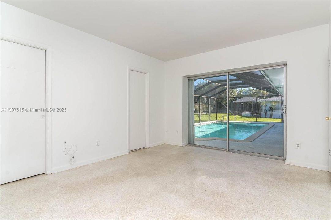 Active With Contract: $999,000 (3 beds, 2 baths, 1803 Square Feet)