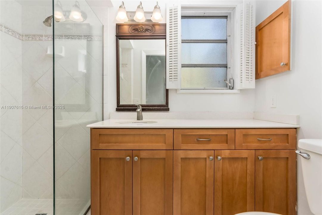 Active With Contract: $999,000 (3 beds, 2 baths, 1803 Square Feet)