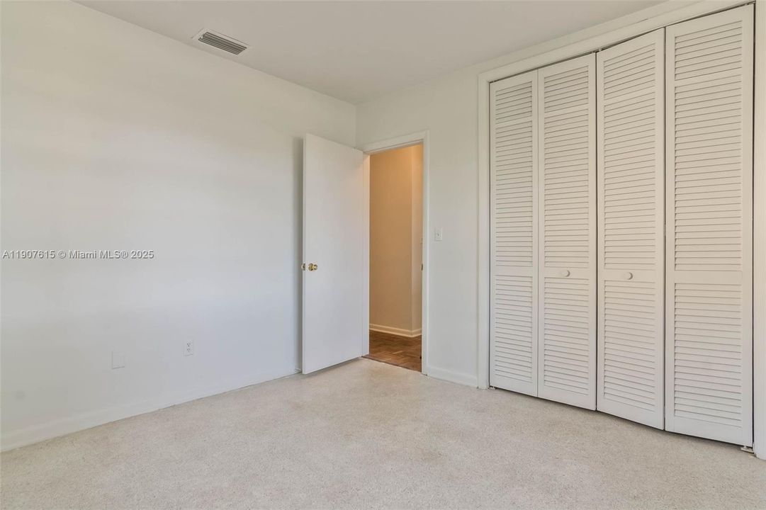 Active With Contract: $999,000 (3 beds, 2 baths, 1803 Square Feet)