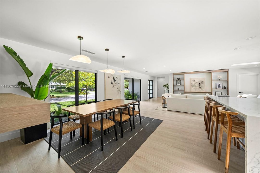 For Rent: $12,000 (5 beds, 3 baths, 2438 Square Feet)