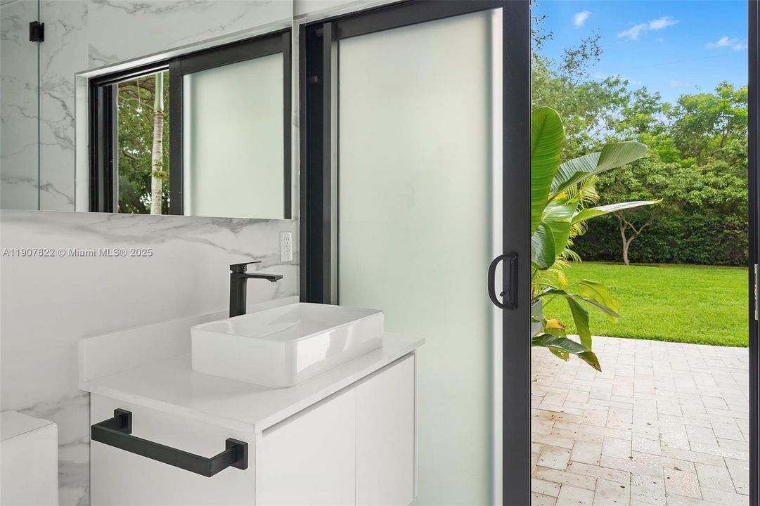 Second Bathroom is used as a Cabana Bath