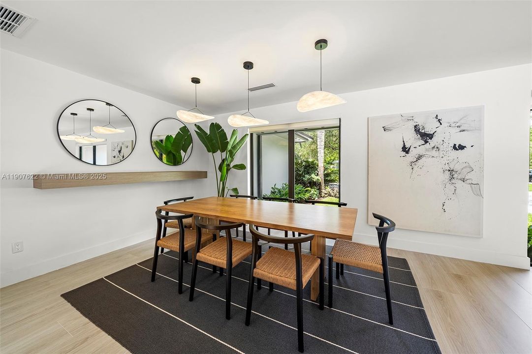 For Rent: $12,000 (5 beds, 3 baths, 2438 Square Feet)