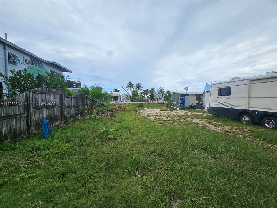 For Sale: $599,000 (0.11 acres)