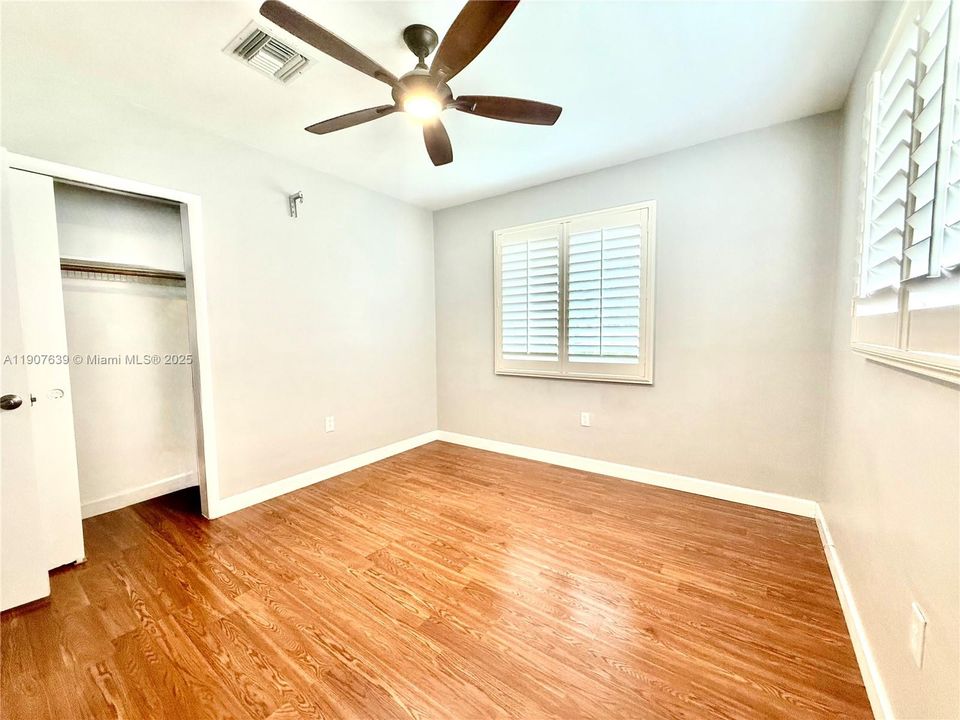 For Rent: $3,800 (3 beds, 2 baths, 1394 Square Feet)