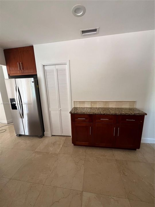 For Rent: $8,250 (3 beds, 2 baths, 2292 Square Feet)