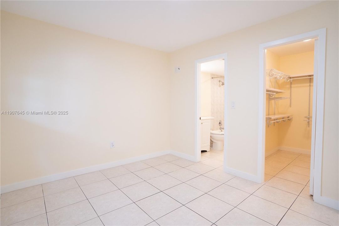 For Sale: $185,000 (1 beds, 1 baths, 506 Square Feet)