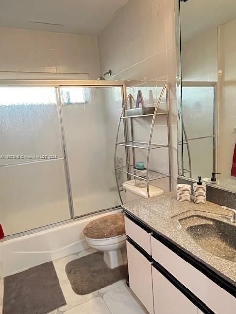 For Sale: $2,350,000 (4 beds, 3 baths, 2632 Square Feet)