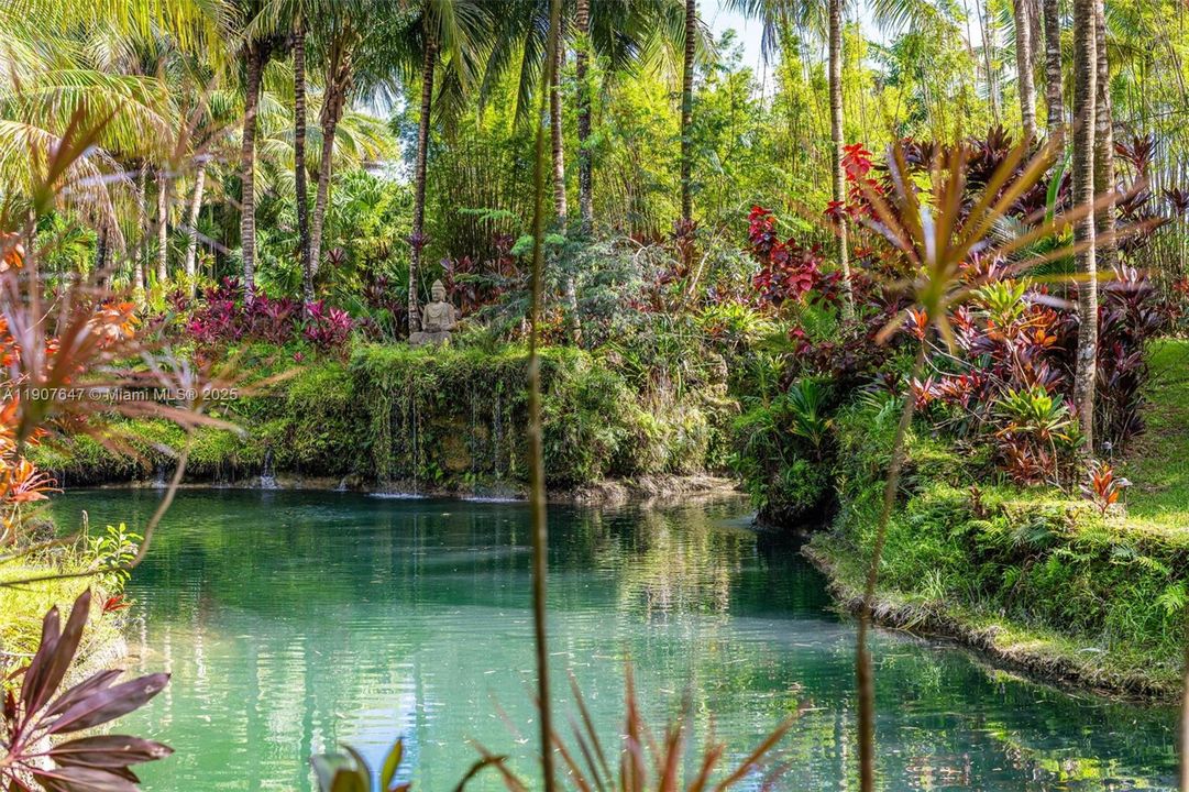 En Venta: $17,499,999 (14.30 acres)