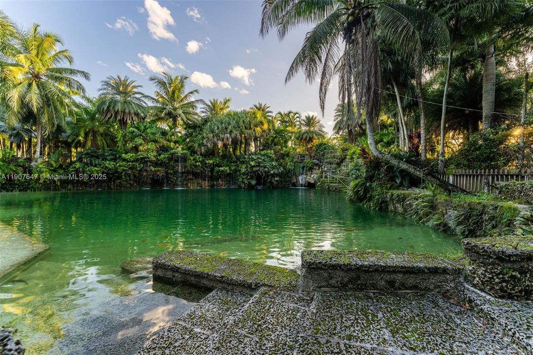 En Venta: $17,499,999 (14.30 acres)