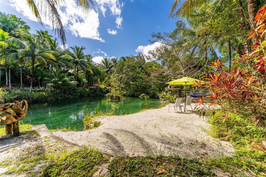 En Venta: $17,499,999 (14.30 acres)