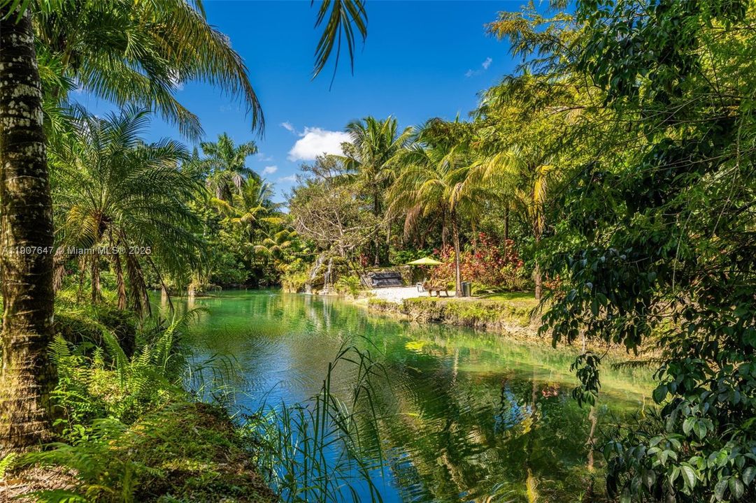 En Venta: $17,499,999 (14.30 acres)