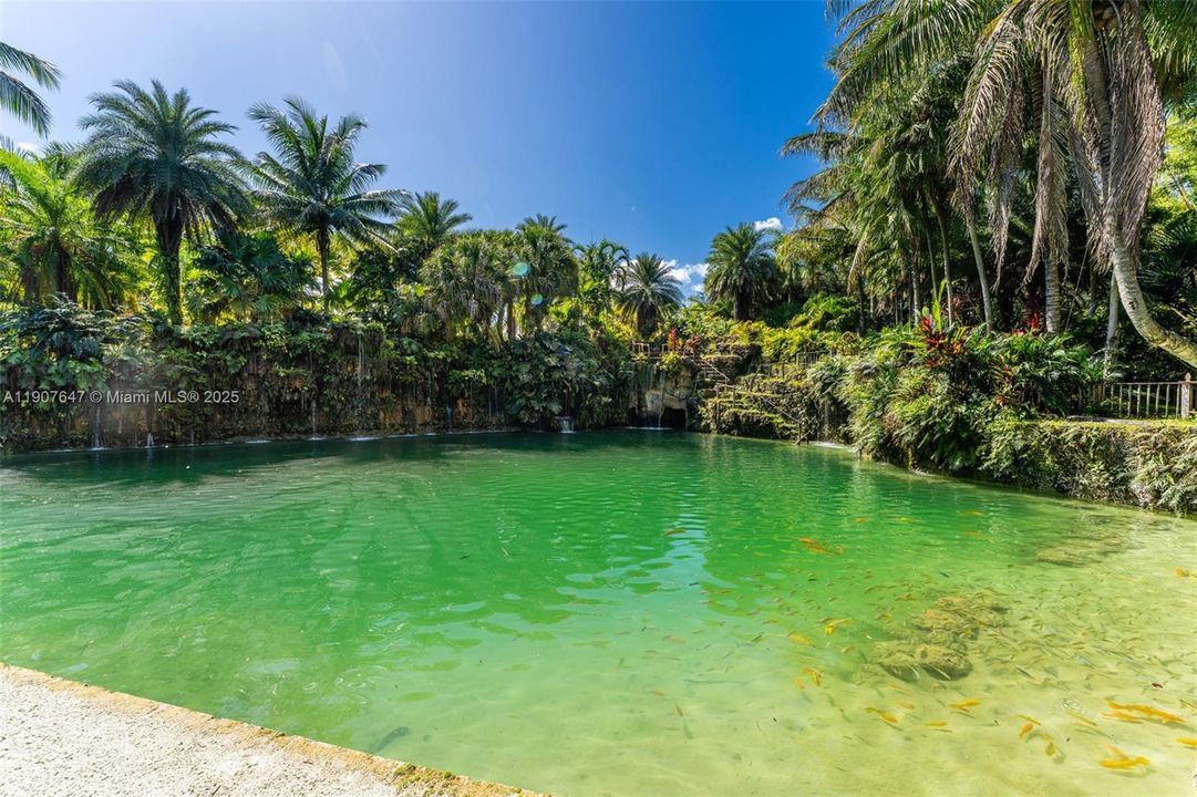 En Venta: $17,499,999 (14.30 acres)