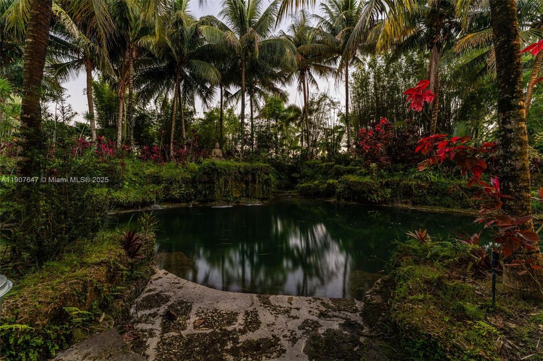 En Venta: $17,499,999 (14.30 acres)