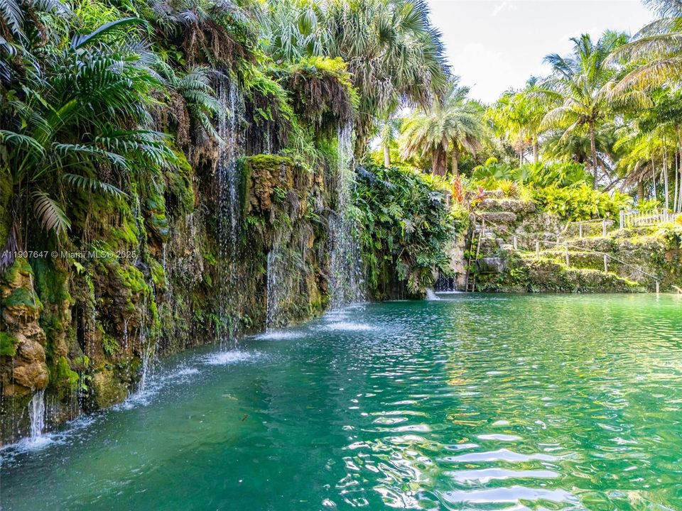 En Venta: $17,499,999 (14.30 acres)