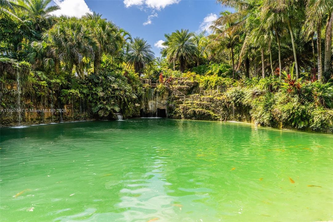 En Venta: $17,499,999 (14.30 acres)