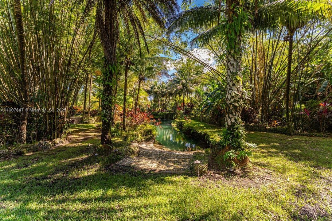 En Venta: $17,499,999 (14.30 acres)