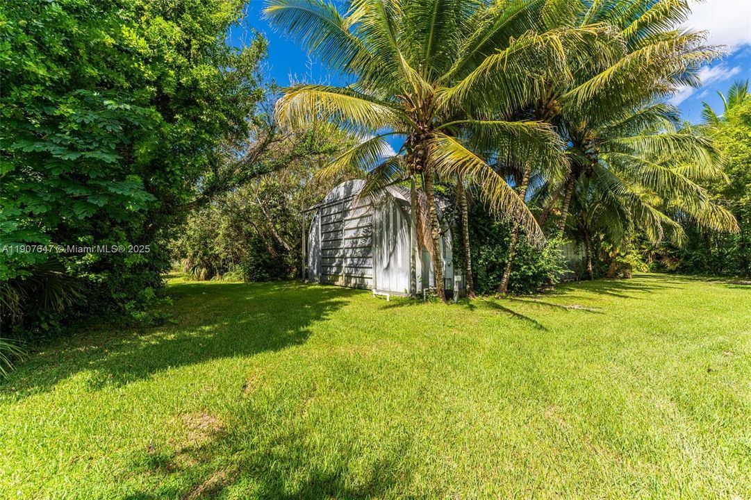 En Venta: $17,499,999 (14.30 acres)