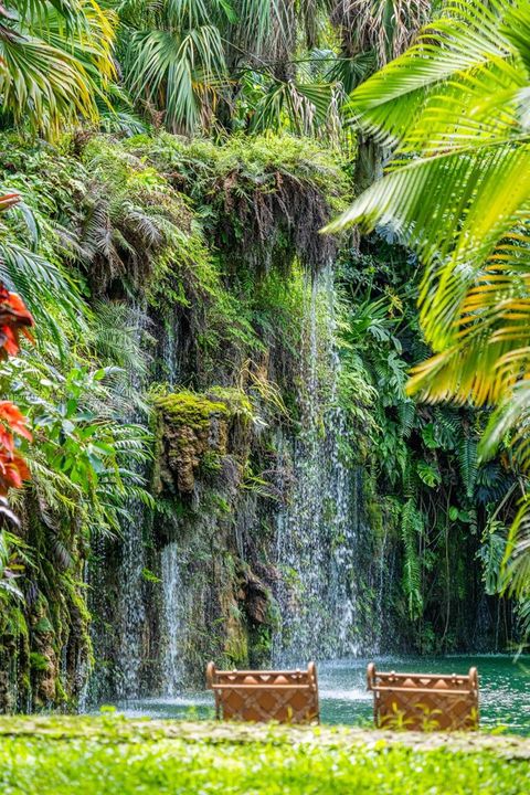 En Venta: $17,499,999 (14.30 acres)