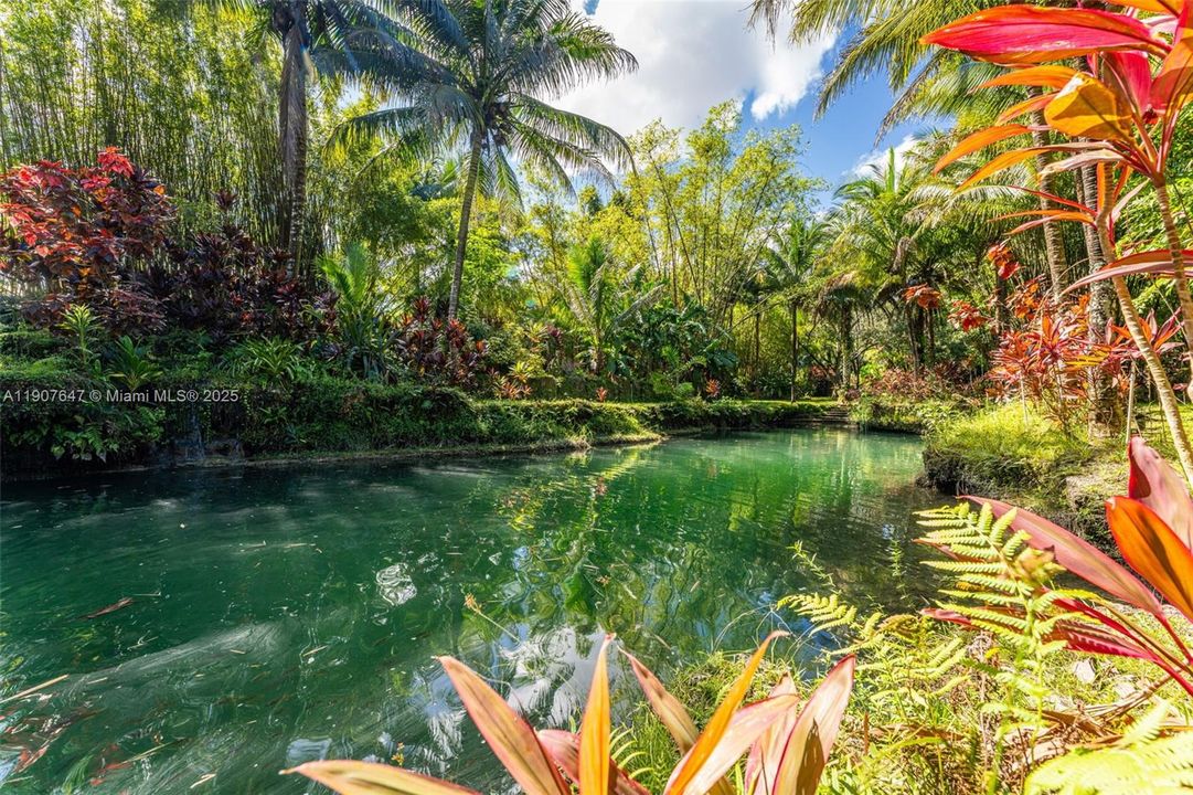 En Venta: $17,499,999 (14.30 acres)