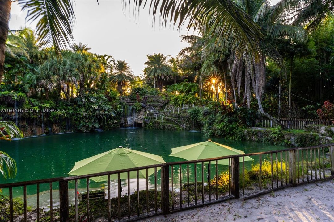 En Venta: $17,499,999 (14.30 acres)