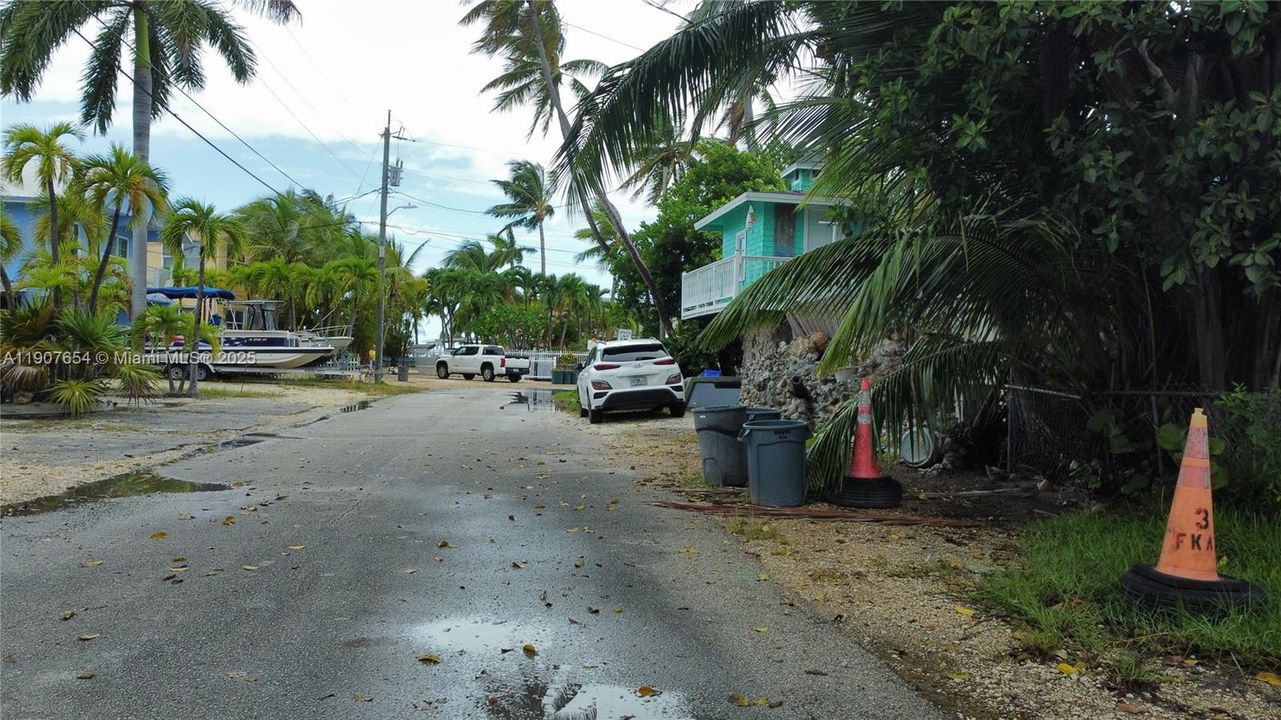 For Sale: $499,000 (0.11 acres)