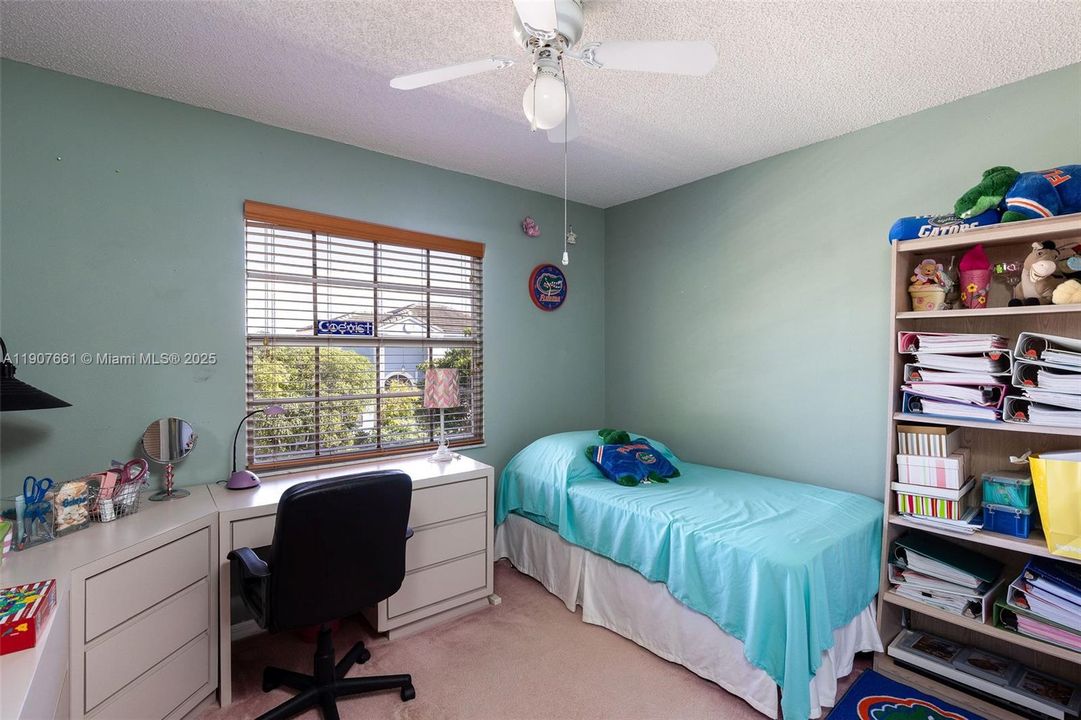 For Sale: $615,000 (3 beds, 2 baths, 1819 Square Feet)