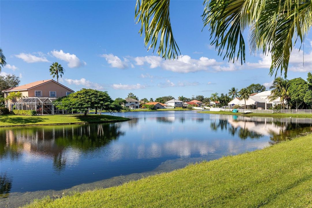 For Sale: $615,000 (3 beds, 2 baths, 1819 Square Feet)