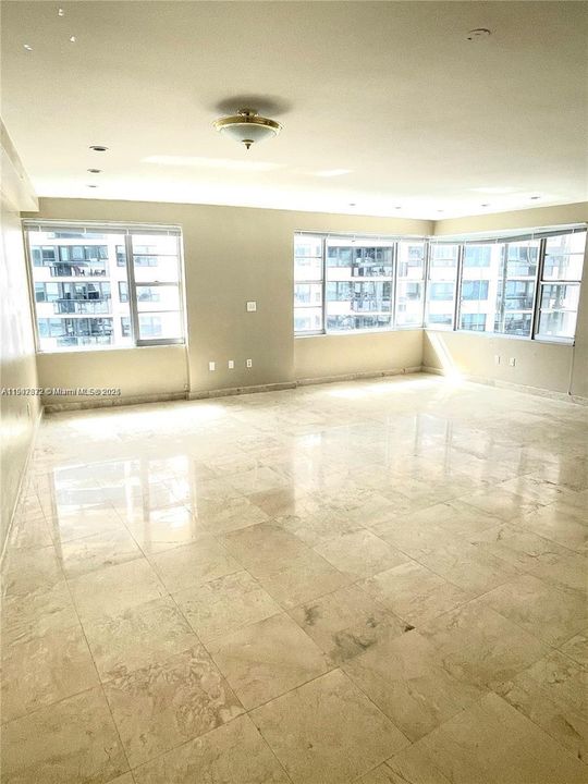 В аренду: $4,200 (2 спален, 2 ванн, 1560 Квадратных фут)