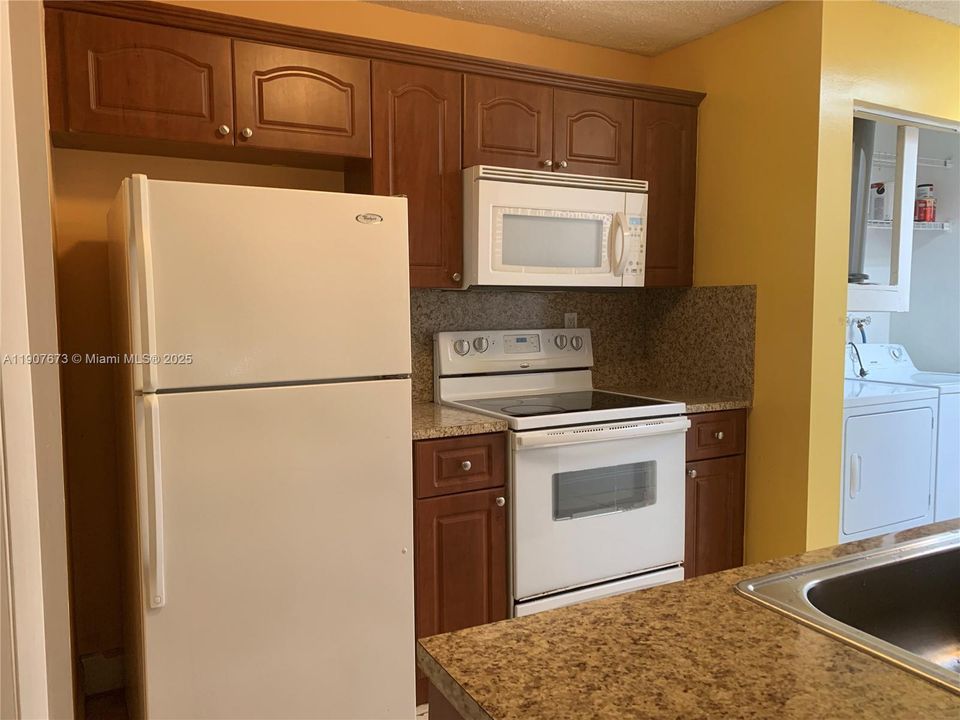 最近租的: $1,730 (1 贝兹, 1 浴室, 646 平方英尺)