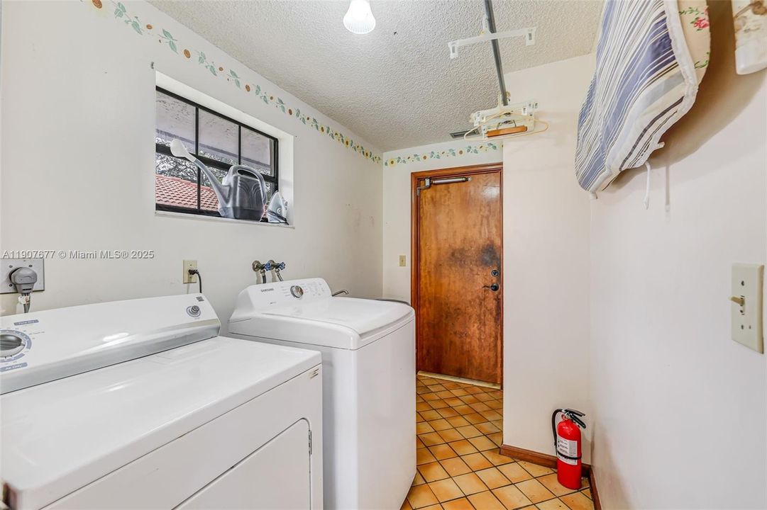 For Sale: $639,900 (4 beds, 2 baths, 2413 Square Feet)