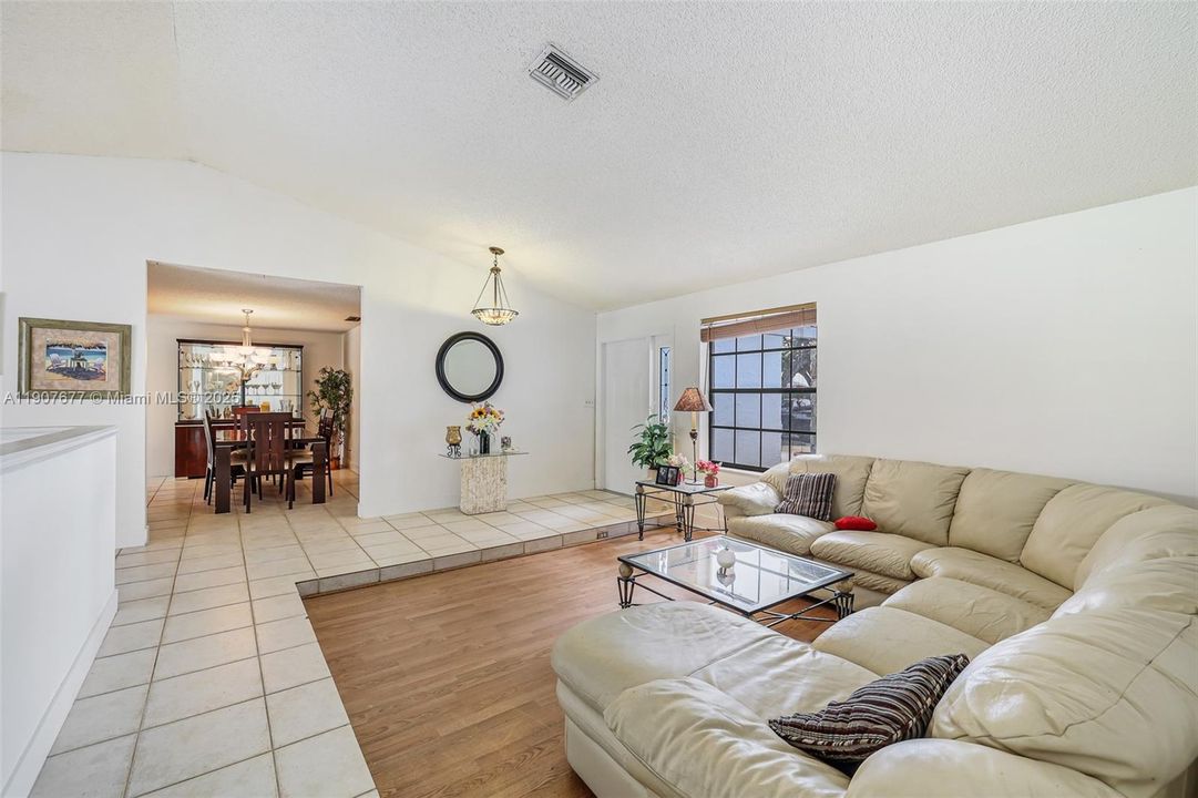 For Sale: $639,900 (4 beds, 2 baths, 2413 Square Feet)